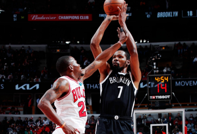  杜兰特复出篮网终结公牛七连胜  